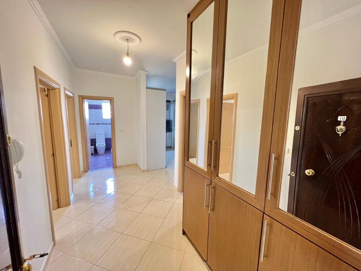 דירות סרנדה Ermis Apartament מראה חיצוני תמונה
